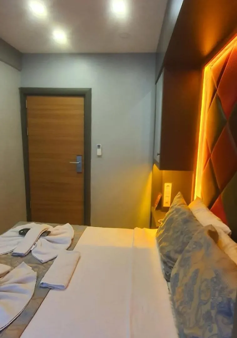 Grand Esen Hotel İstanbul 3*,  Türkiye